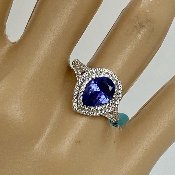 White Sapphire And Tanzanite Stone Ring! 7 - Picture 16 of 16